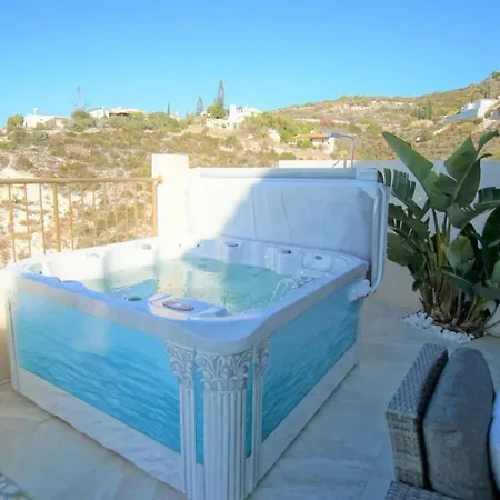 Tala Louise Sea Views Villa Pafos